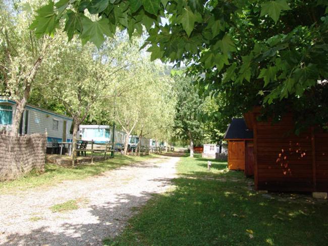 Camping Ribera Del Ara Фіскаль Екстер'єр фото